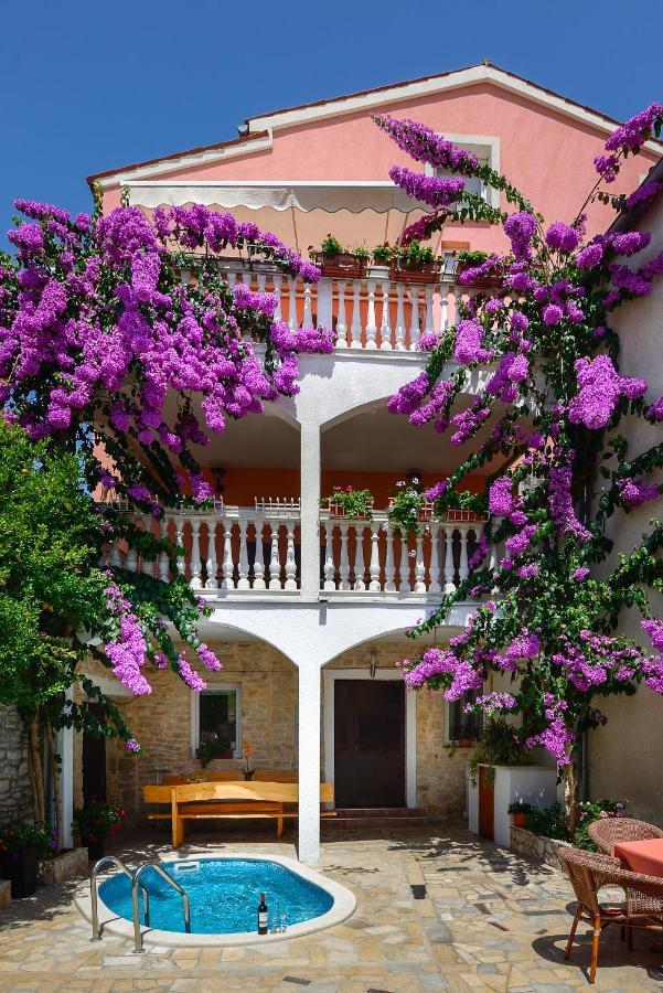 Apartments Salcinovic Медулин Экстерьер фото