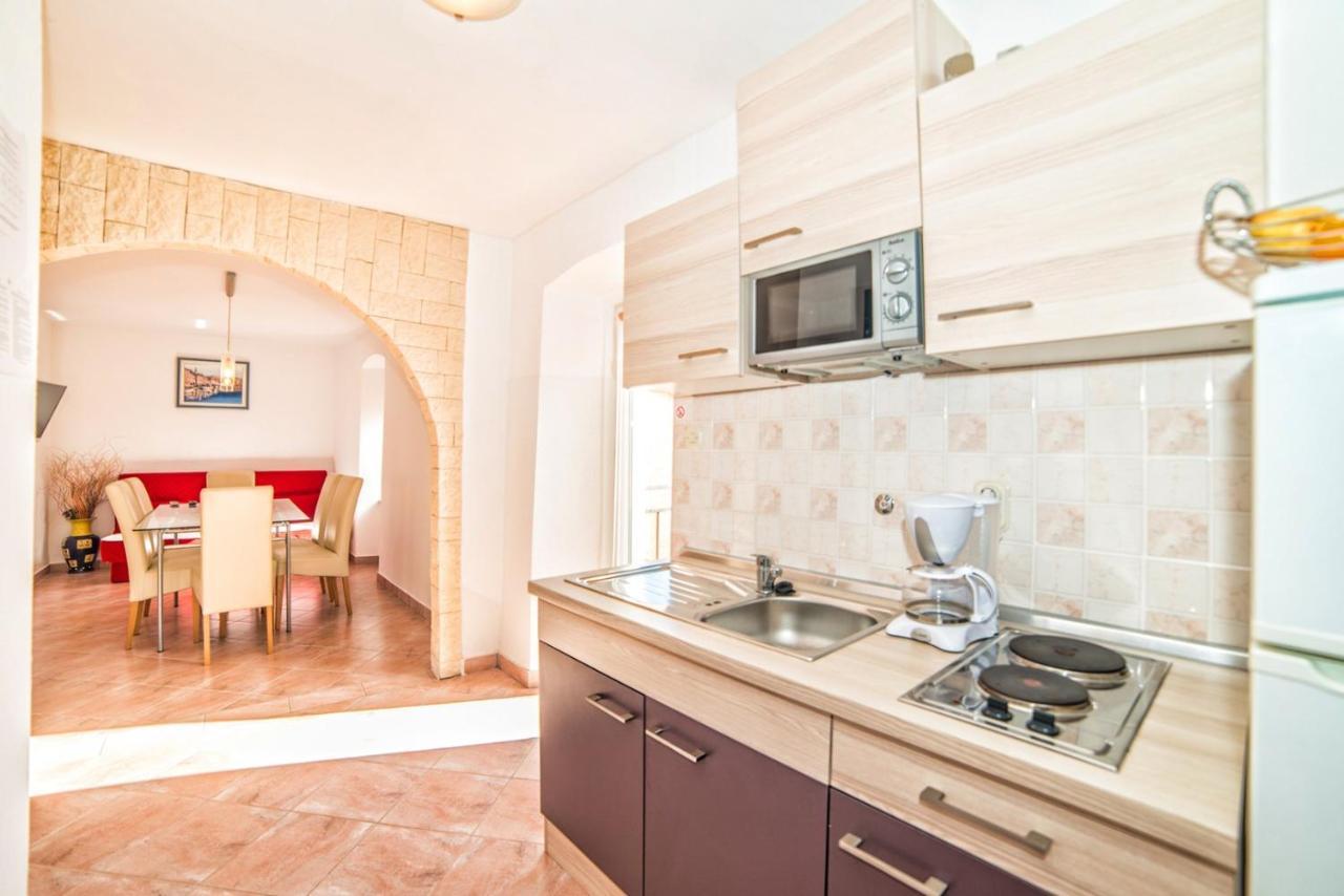 Apartments Salcinovic Медулин Экстерьер фото