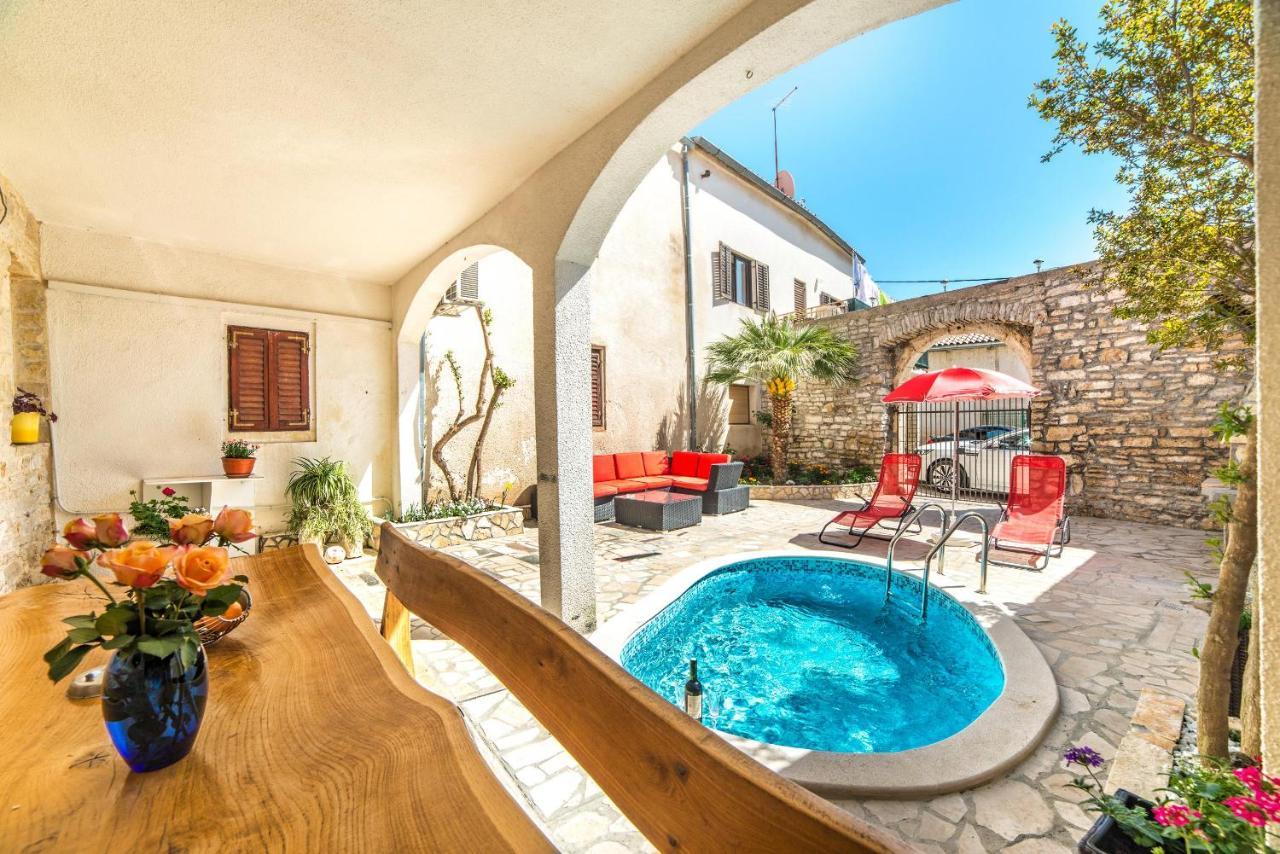 Apartments Salcinovic Медулин Экстерьер фото