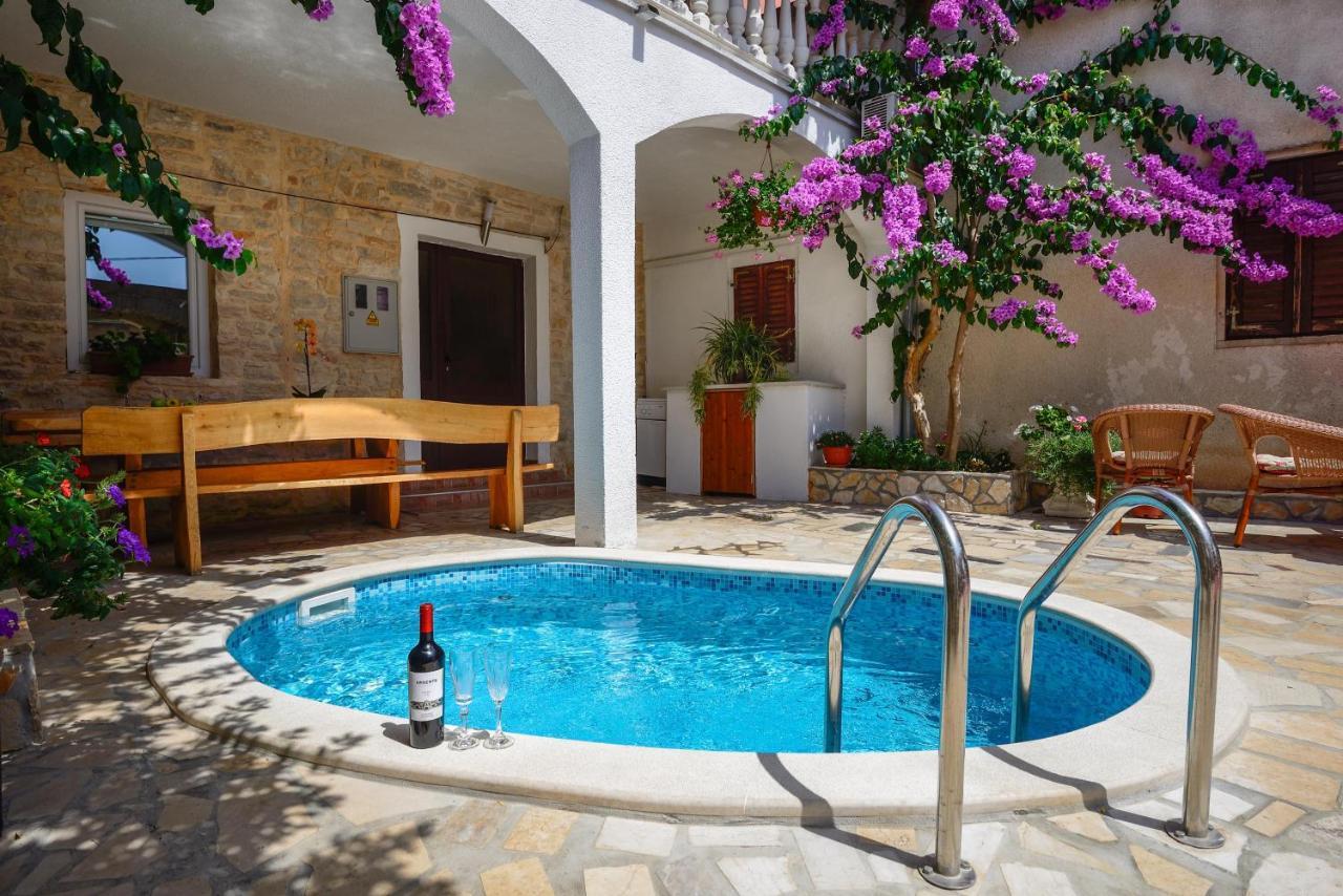 Apartments Salcinovic Медулин Экстерьер фото