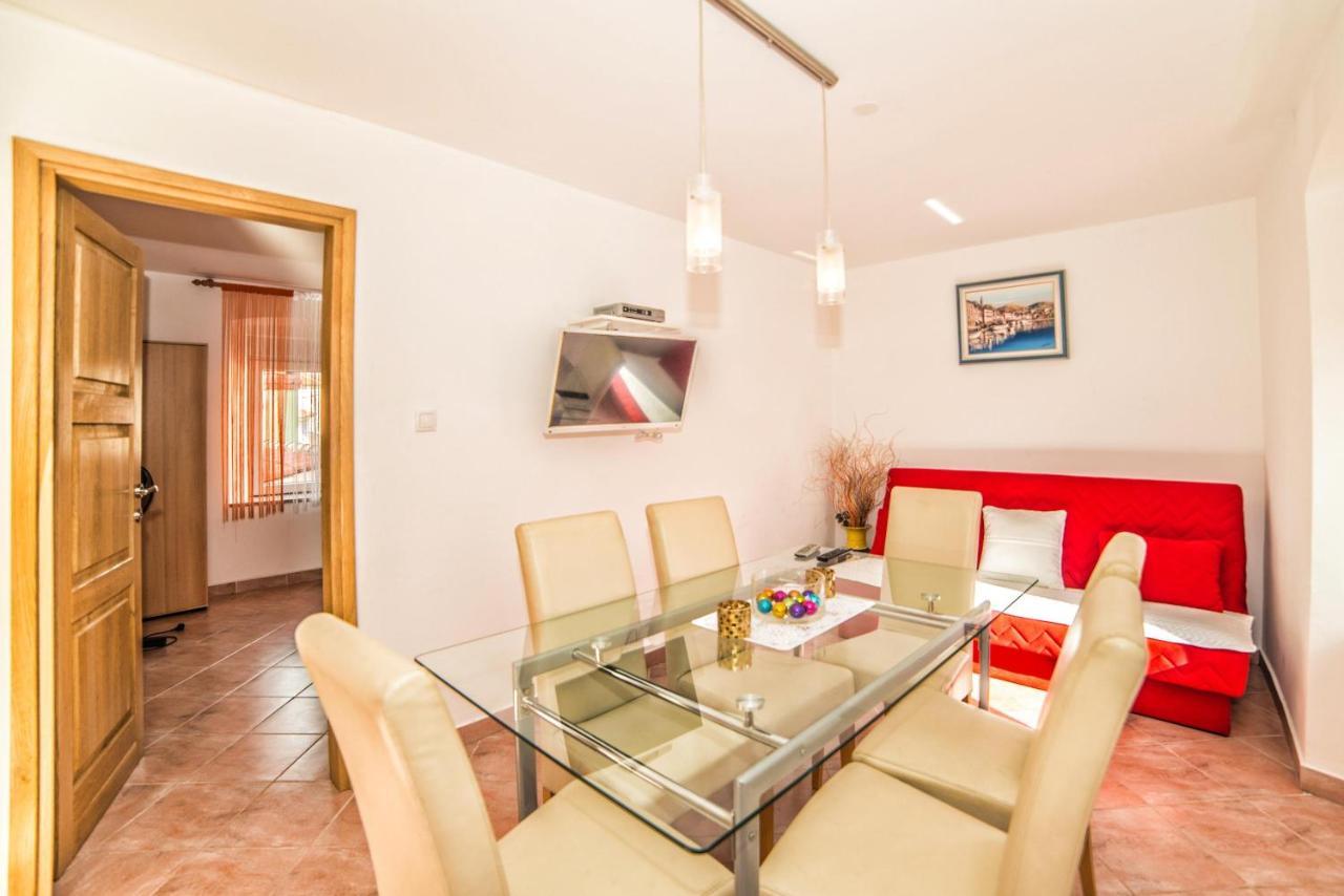 Apartments Salcinovic Медулин Экстерьер фото